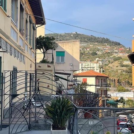 Casa Visconti, Bordighera, Vista Mare 外观 照片
